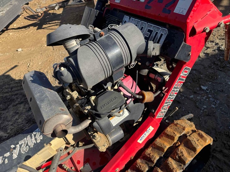2015-baretto-2024tk-36"-track-trencher-image-11
