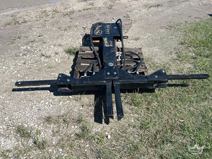 2025-ftl75-75in-hydraulic-forklift-tire-lifter-attachment-image-3