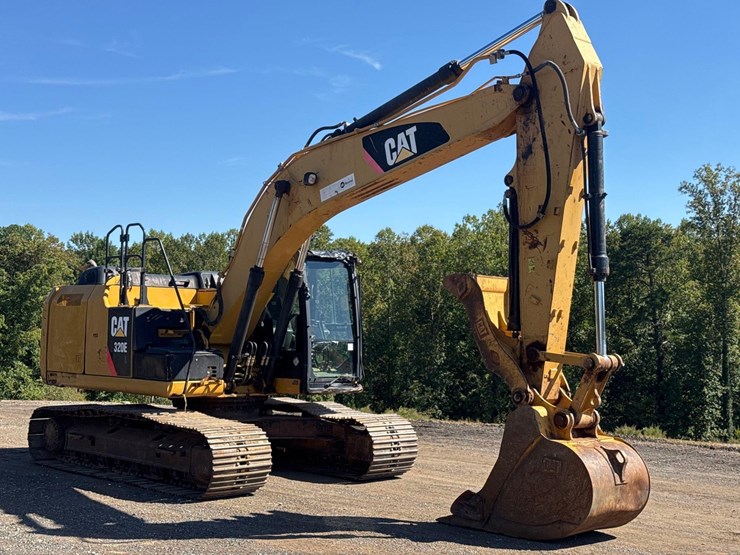 2013-caterpillar-320el-image-9