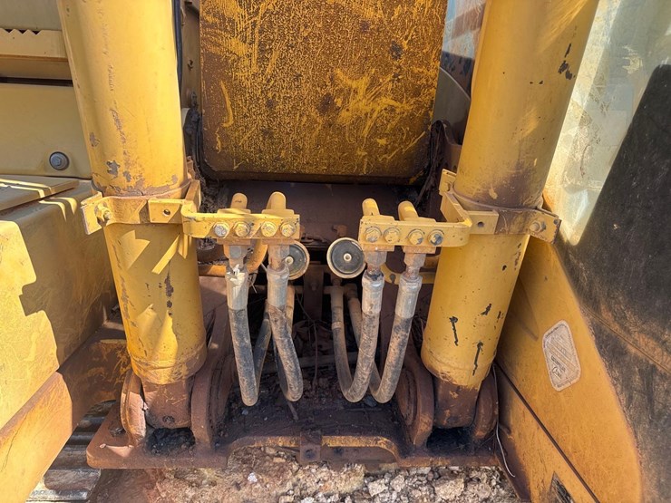 2007-caterpillar-312c-image-15