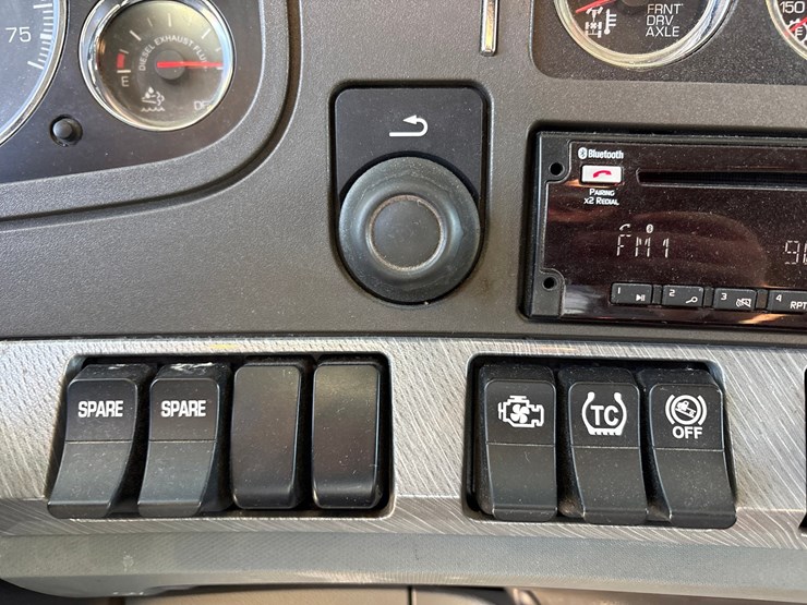 2018-kenworth-t680-image-78