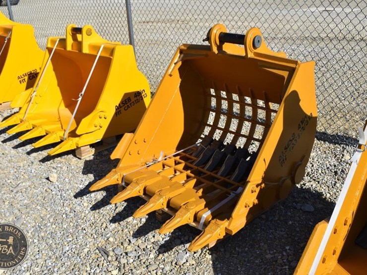 caterpillar-312-image-2