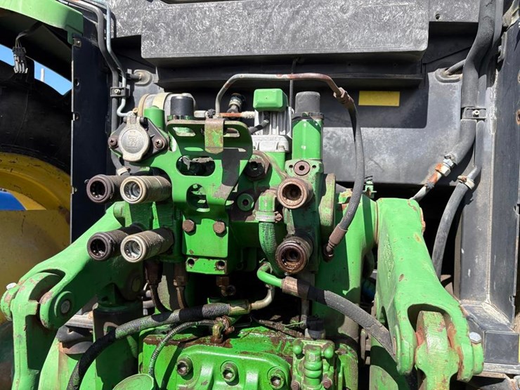 john-deere-6405-image-12