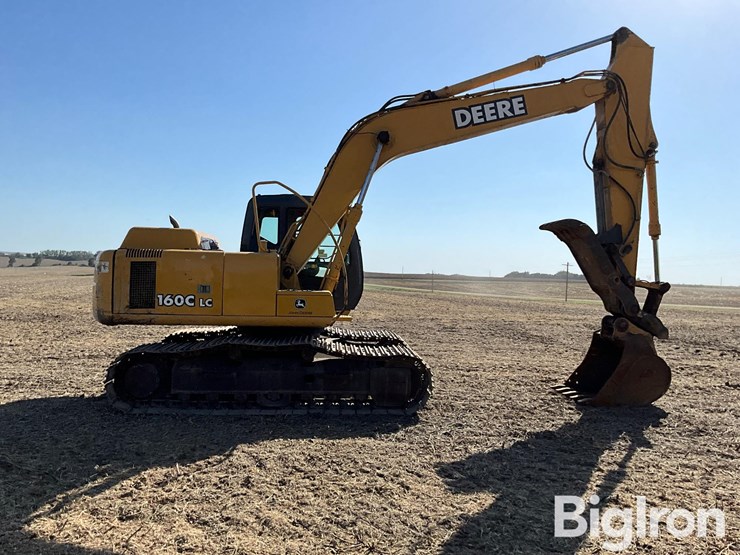 2005-deere-160c-lc-image-4