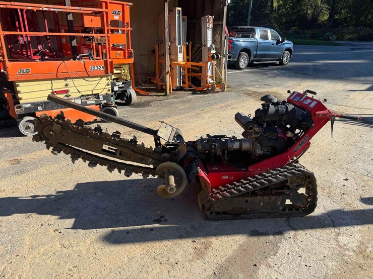 2015-baretto-2024tk-36"-track-trencher-image-2