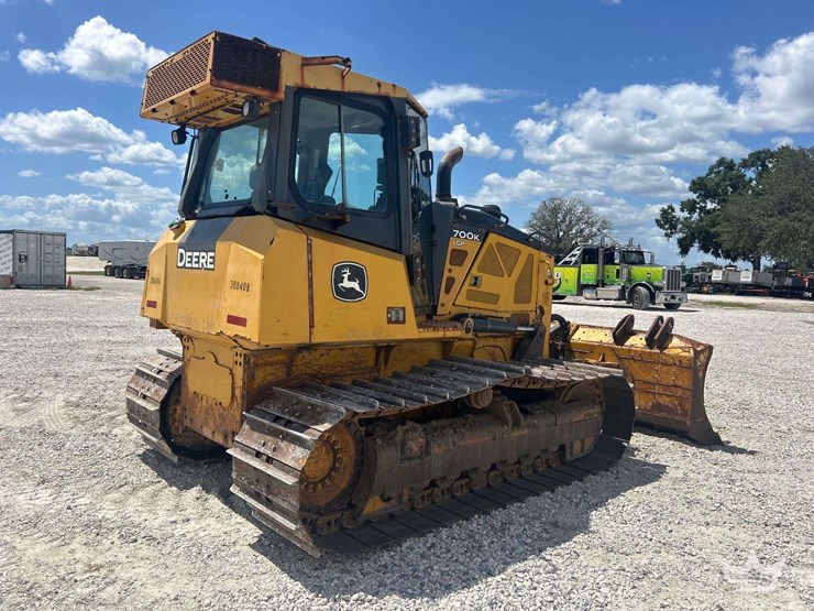 2020-deere-700k-lgp-image-3