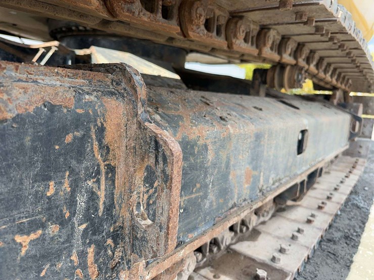 2018-caterpillar-308-image-11