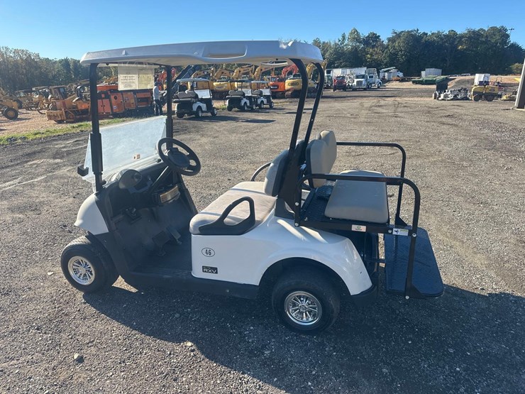 e-z-go-elite-rxv-4-passenger-golf-cart-image-5