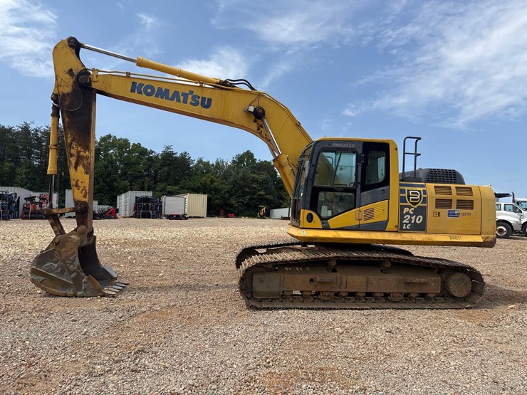 2014-komatsu-pc210-lc-10-image-2