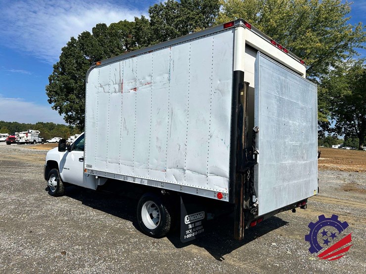 2008-chevrolet-silverado-3500hd-image-3