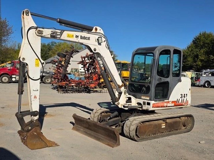 2006-bobcat-341g-image-1