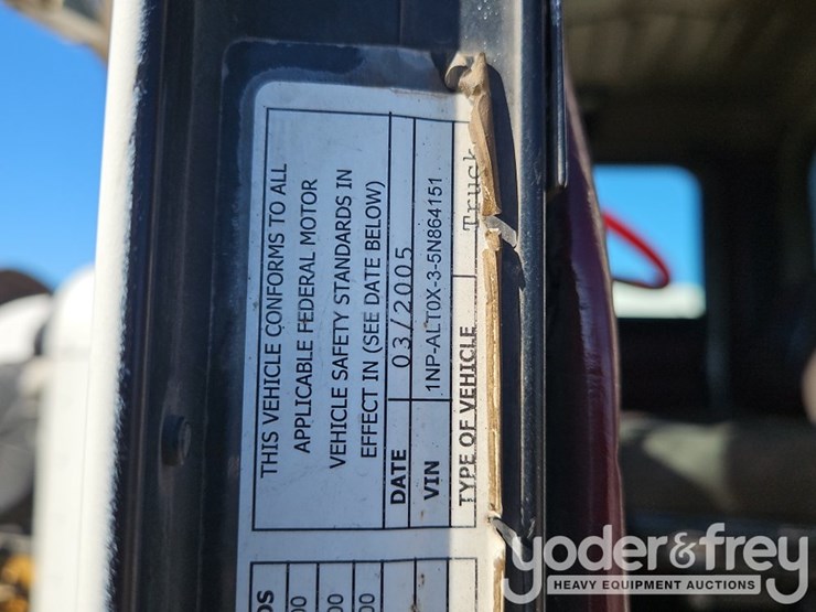 2005-peterbilt-357-image-31