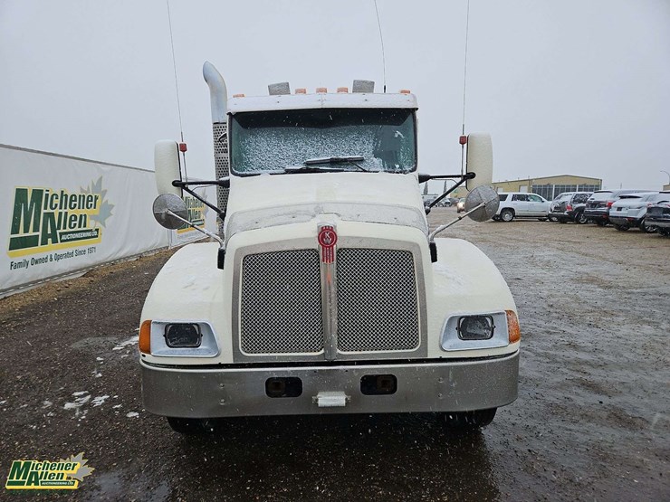 2008-kenworth-t300-image-6