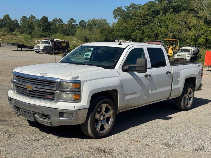 2014-chevrolet-silverado-1500-image-1