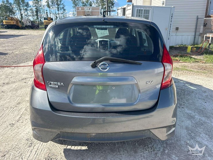 2017-nissan-versa-note-hatchback-image-22