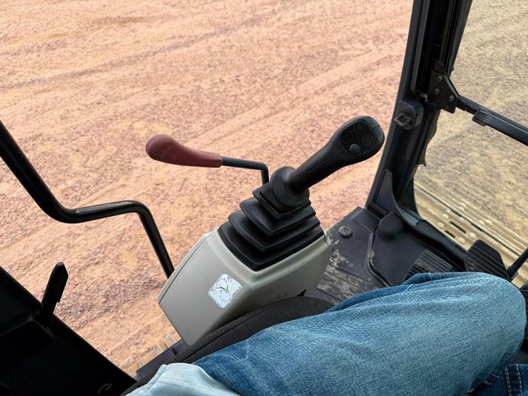 kobelco-sk210-lc-10-image-52