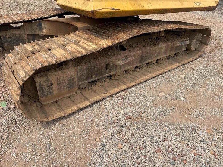 2013-komatsu-pc210-lc-10-image-20