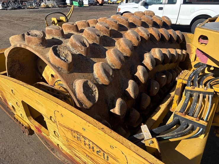 2006-caterpillar-cp-563e-image-14