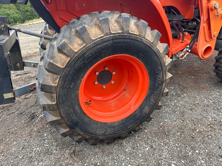 2012-kubota-l3200d-image-16