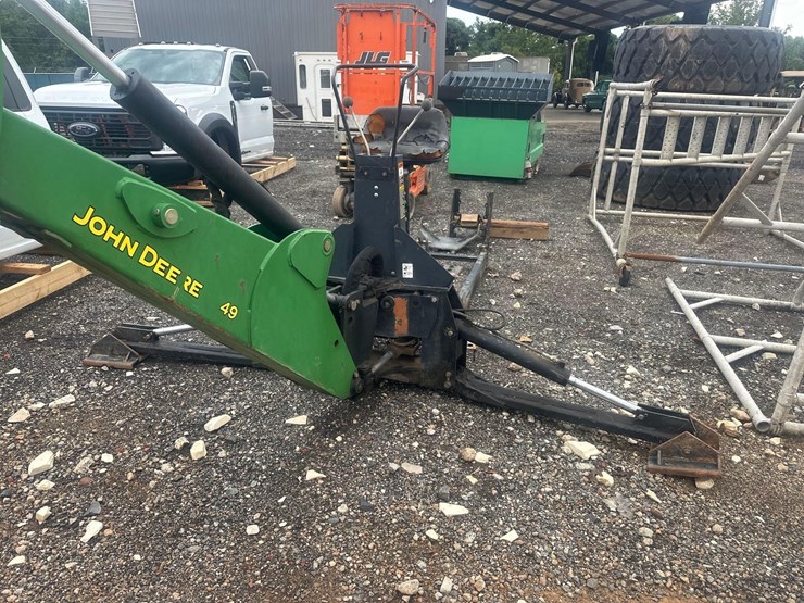 john-deere-49-image-3