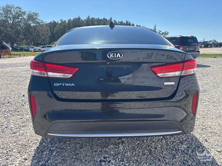 2017-kia-optima-hybrid-sedan-image-22