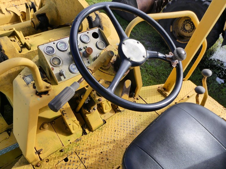 caterpillar-950-image-14