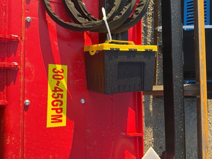 new-raytree-skid-steer-drum-mulcher-rmbd72st-image-4