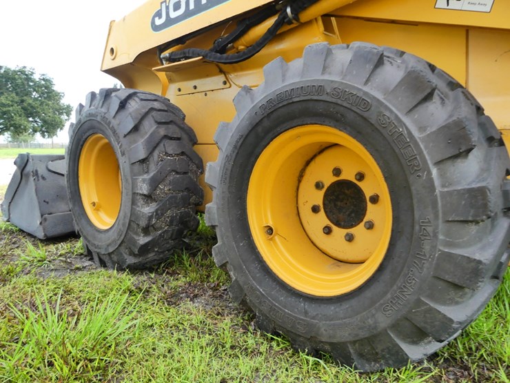 deere-270-image-5