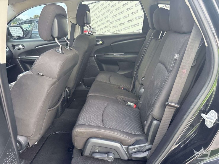 2017-dodge-journey-image-21