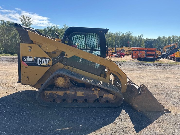 2016-caterpillar-299d2-image-8