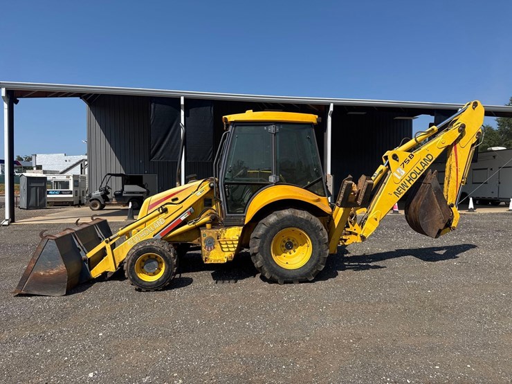 new-holland-lb75b-image-2