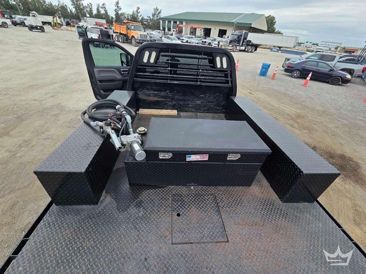 2019-chevrolet-silverado-4500hd-image-22