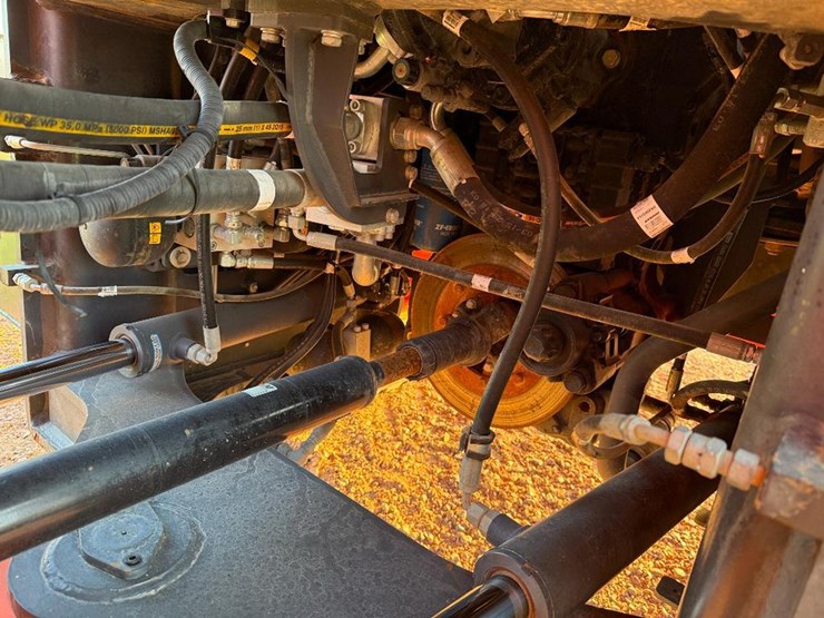 2017-doosan-dl250-5-image-35