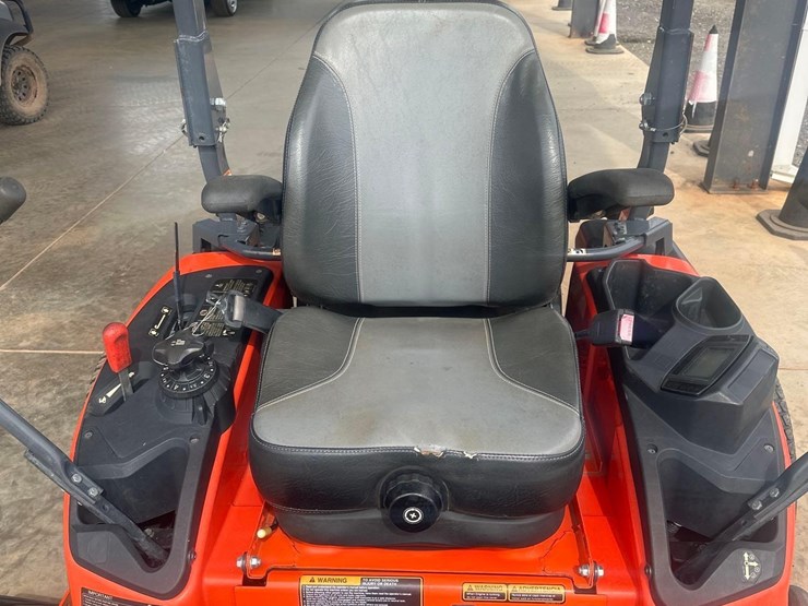 kubota-zd1211-image-12