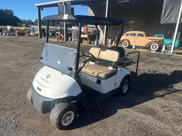 e-z-go-elite-4-passenger-golf-cart-image-7