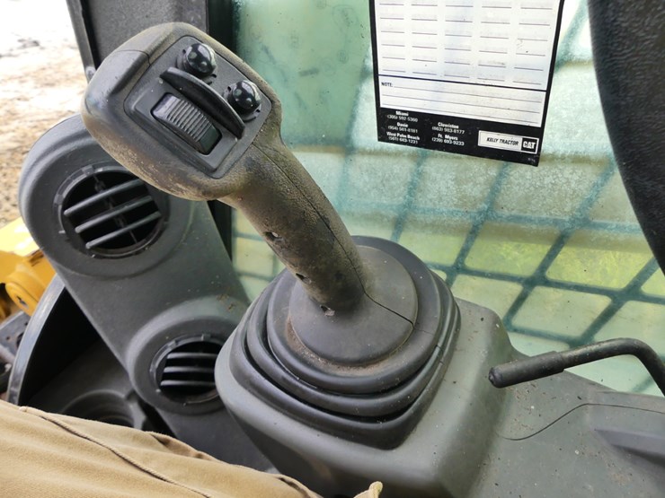 caterpillar-299d2-image-13
