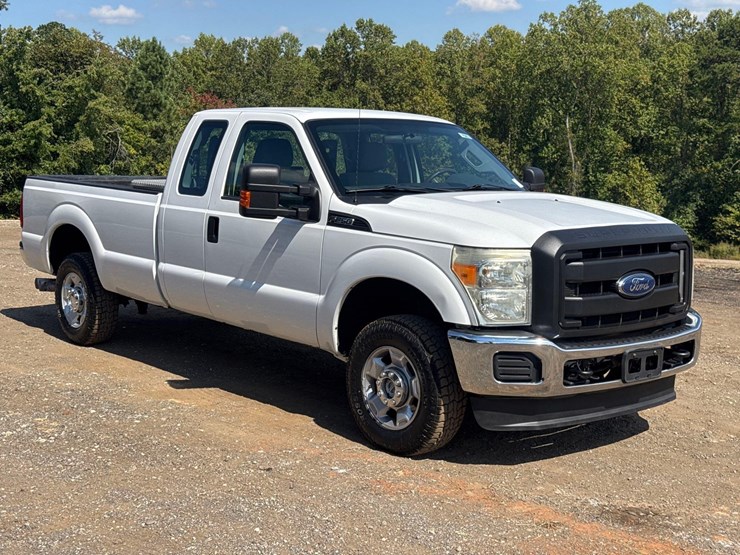 2012-ford-f250-xl-image-8