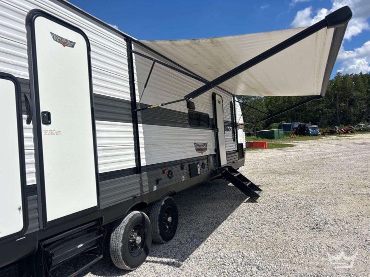 2022-forest-river-wildwood-t/a-travel-trailer-image-12