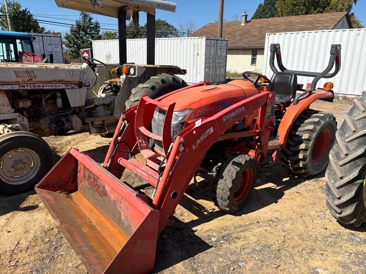 kubota-l3301-image-2