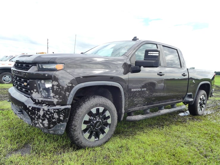 2020-chevrolet-2500-image-1