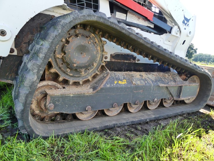 2023-bobcat-t770-image-6
