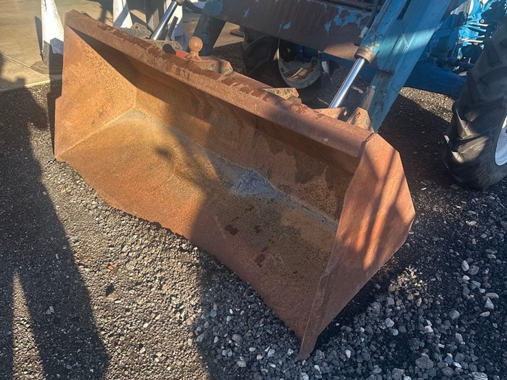 ford-7310-image-17