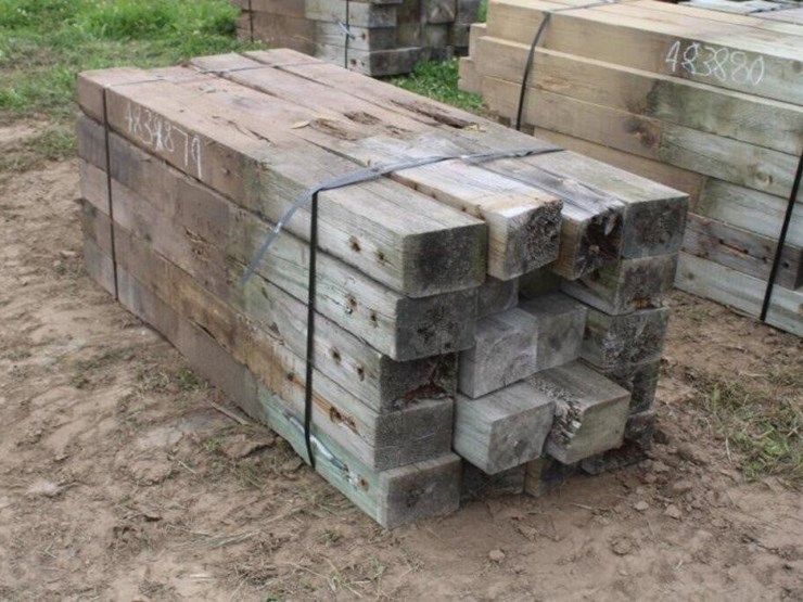 bundle-of-guardrail-posts-6''x8''x6'-long-image-4