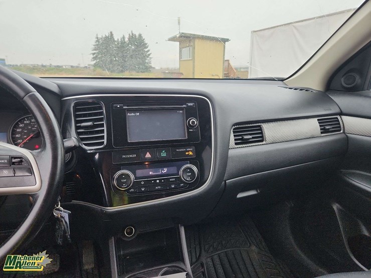 2014-mitsubishi-outlander-image-20