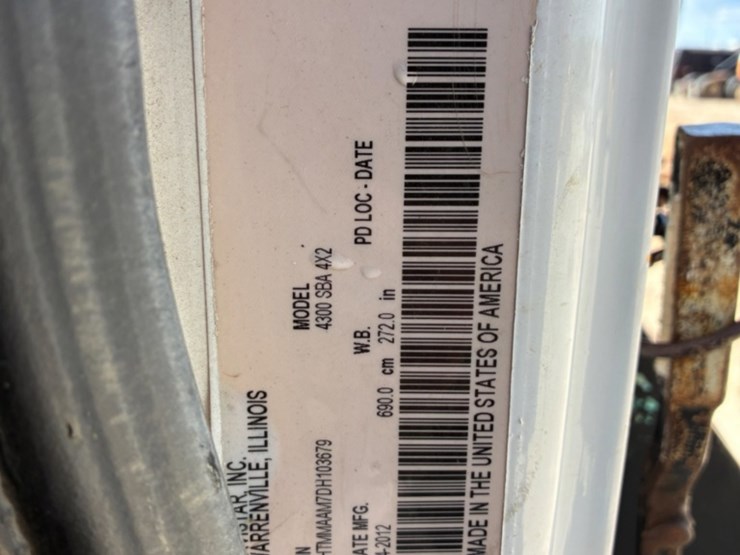 2013-international-durastar-4300-image-16