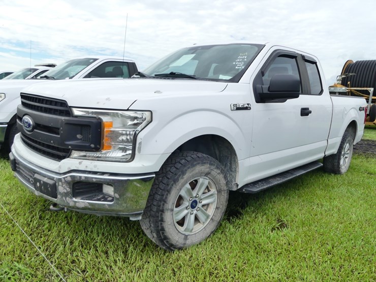 2019-ford-f150-xl-image-1