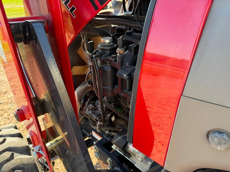 case-ih-farmall-40a-image-30