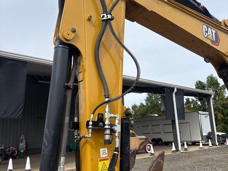 2023-caterpillar-306cr-image-16