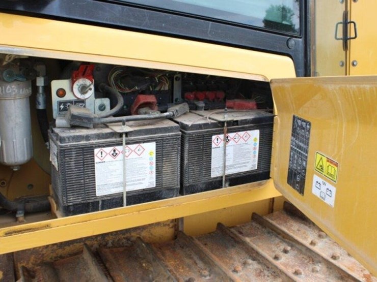 caterpillar-d5k2-image-11