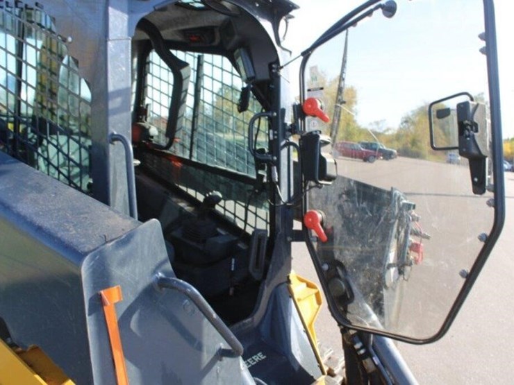 2024-deere-333g-image-42